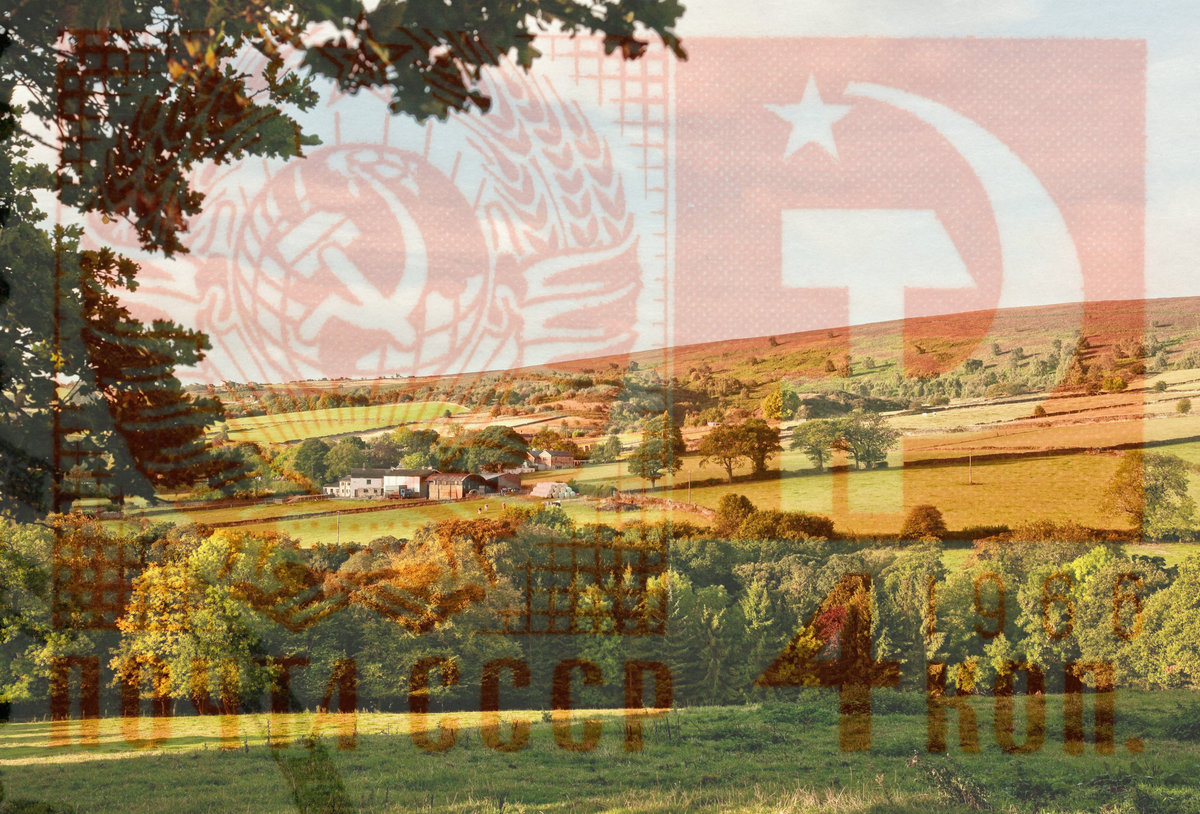 The commune on the moors