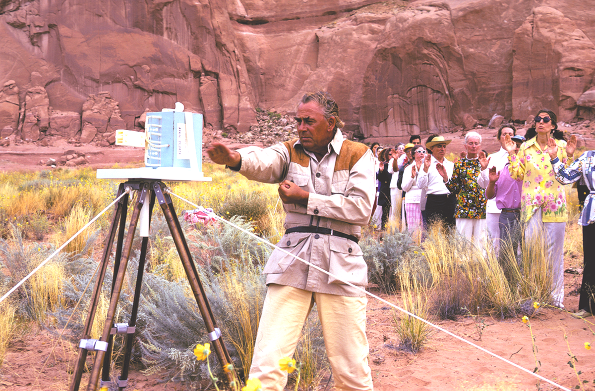 George King, the founder of the Aetherius Society, during a ceremony in Utah